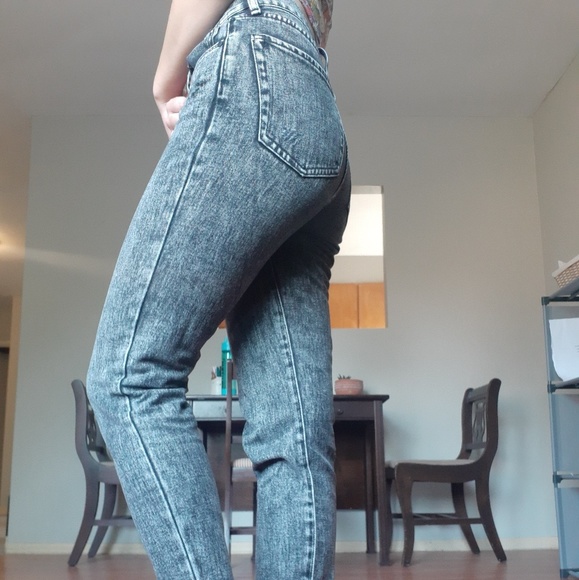 DISTRESSED VINTAGE ICON JEANS - Picture 2 of 2